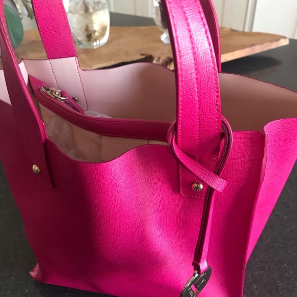 🔥🔥🔥 HOST PIC 🔥🔥🔥 Authentic Furla Muse Saffiano leather pink purse - Picture 2 of 6